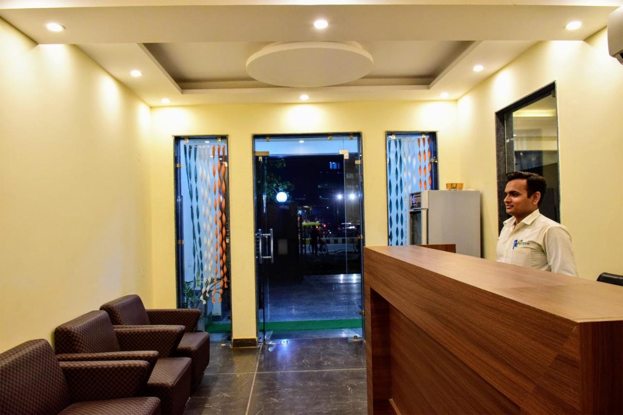 Hotel When In Gurgaon - Opposite To Artemis Hospital Εξωτερικό φωτογραφία